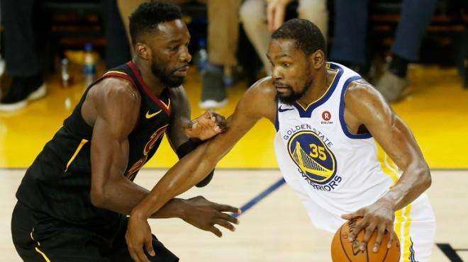 足球还是田 足球还是田