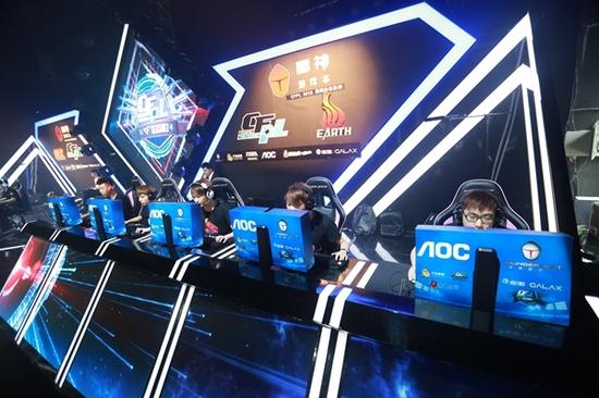 巨头在转换 巨头在转换