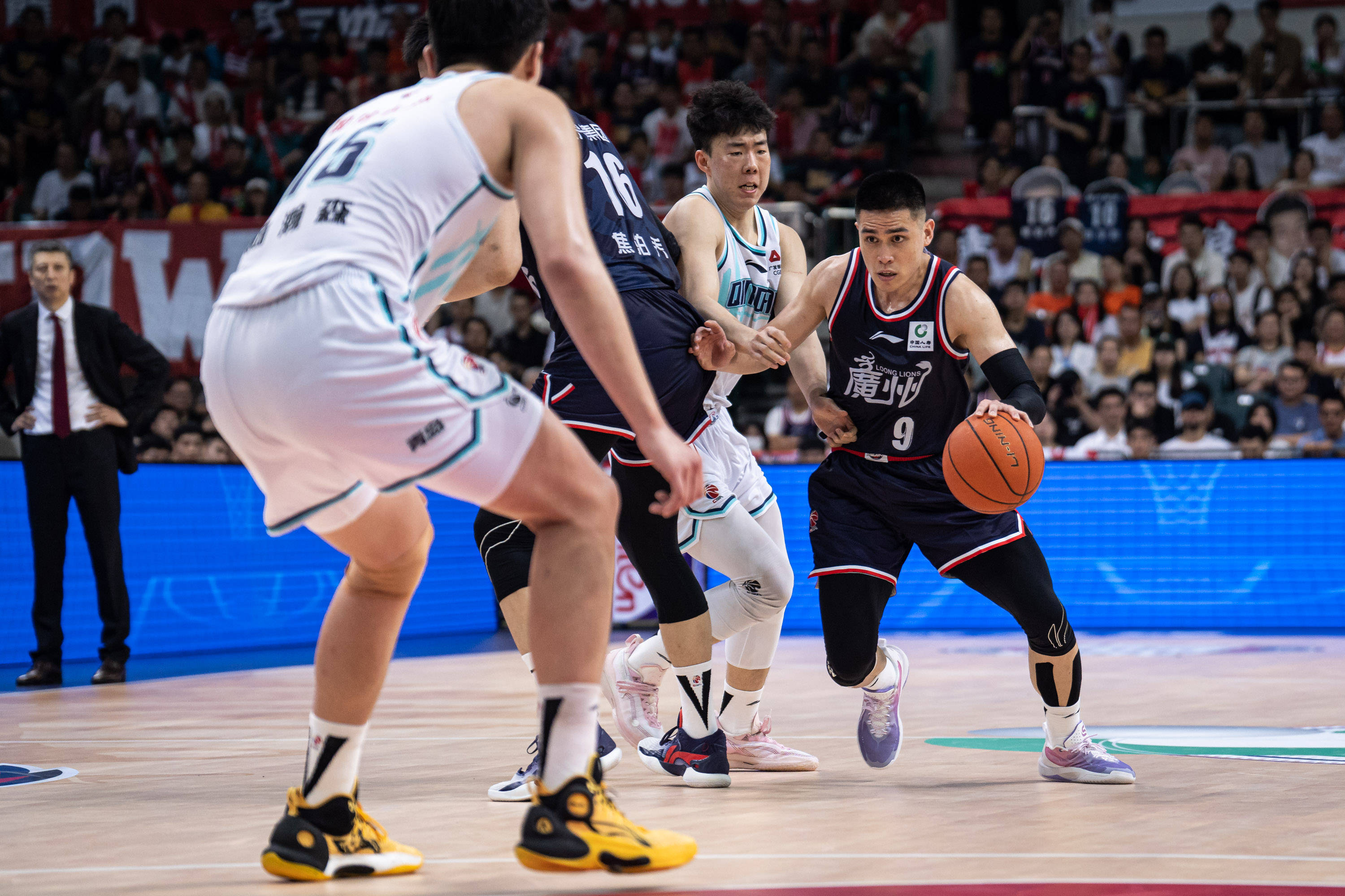 赛热情高涨 赛热情高涨